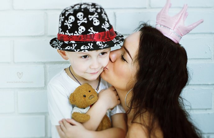 adn con trai trong n&atilde;o người mẹ