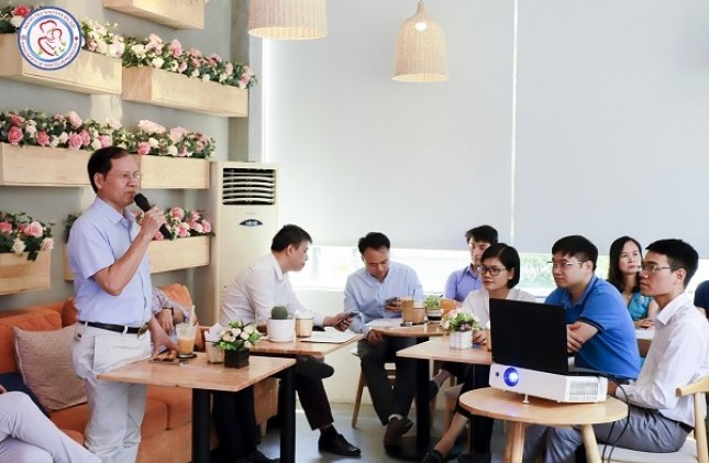 Hội Hỗ trợ Sinh sản Hà Nội tổ chức thành công IVF Updating 03