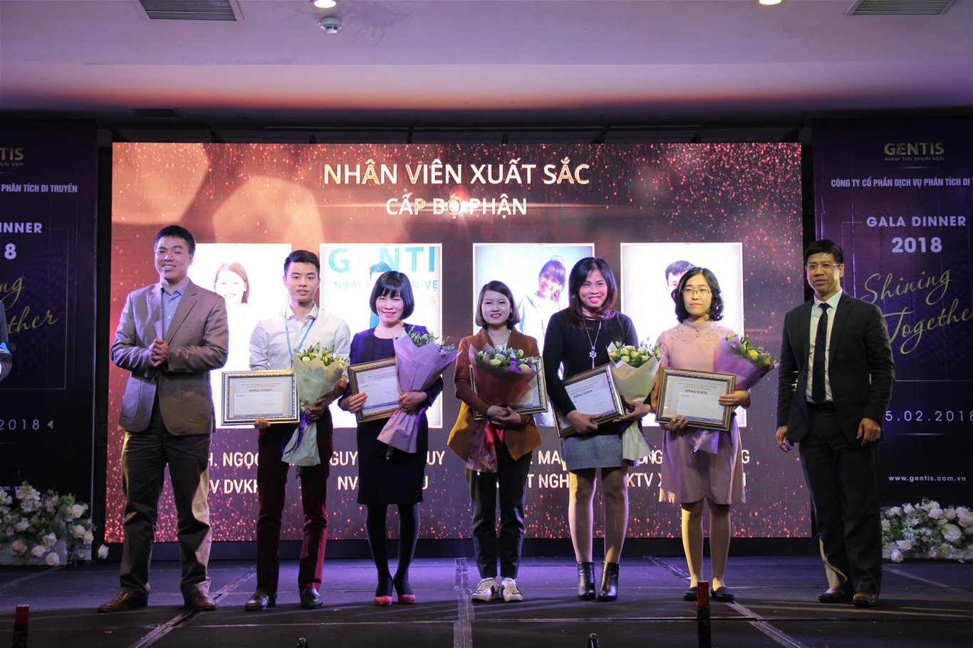 Lễ tổng kết v&agrave; vinh danh những c&aacute; nh&acirc;n xuất sắc năm 2017 của GENTIS