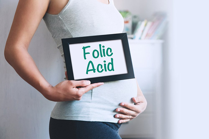 thiếu axit folic khiến thai nhi bị dị tật ống thần kinh