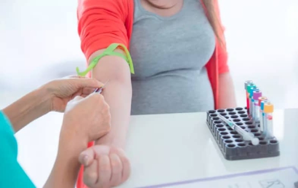 Sàng lọc Double test an toàn với mẹ bầu và thai nhi